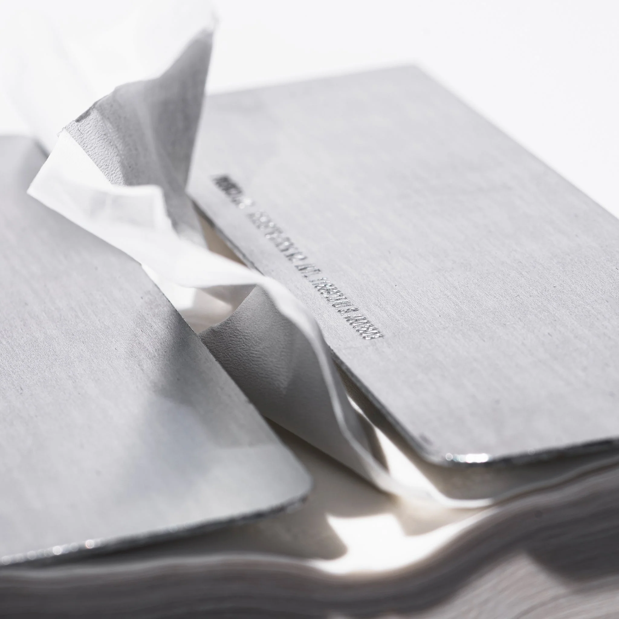 2-WAY TISSUE SLEEVE - Image 3