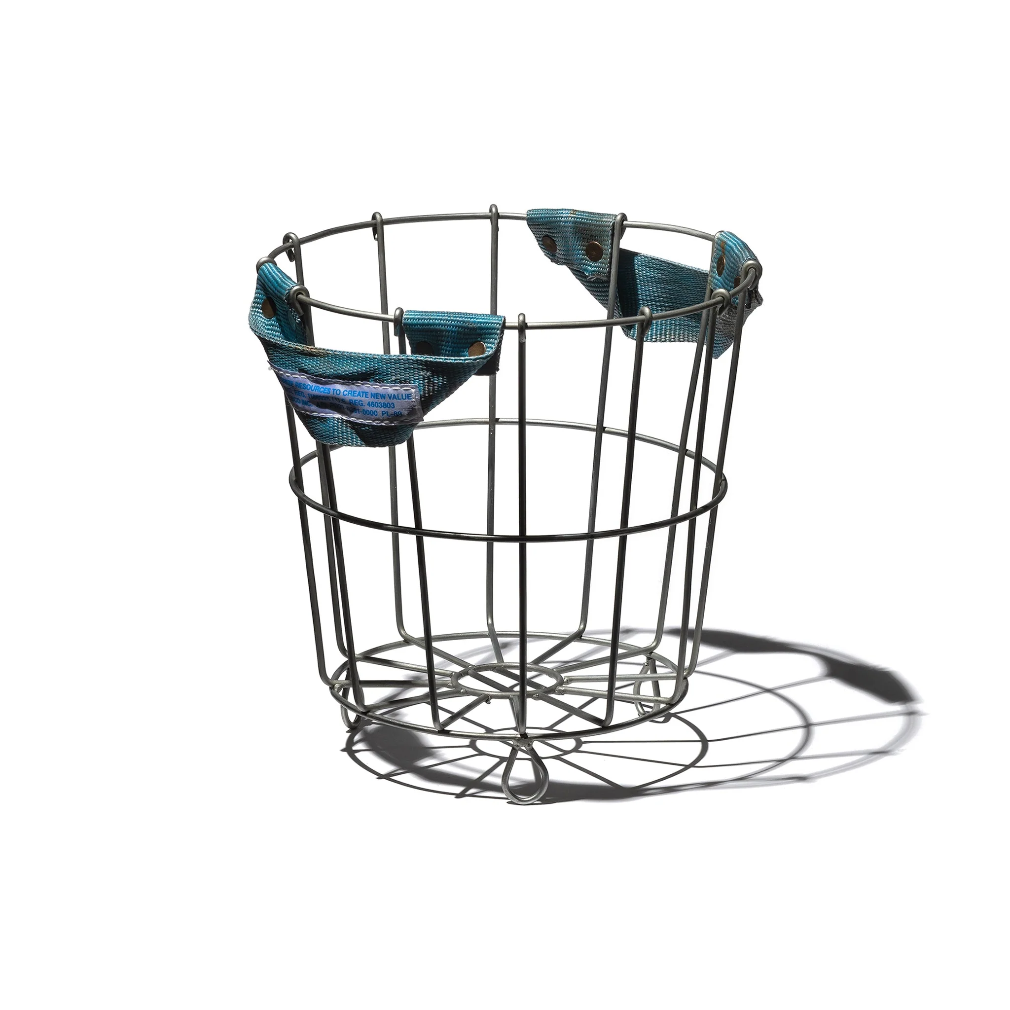 BELT HANDLE ROUND BASKET - Image 3