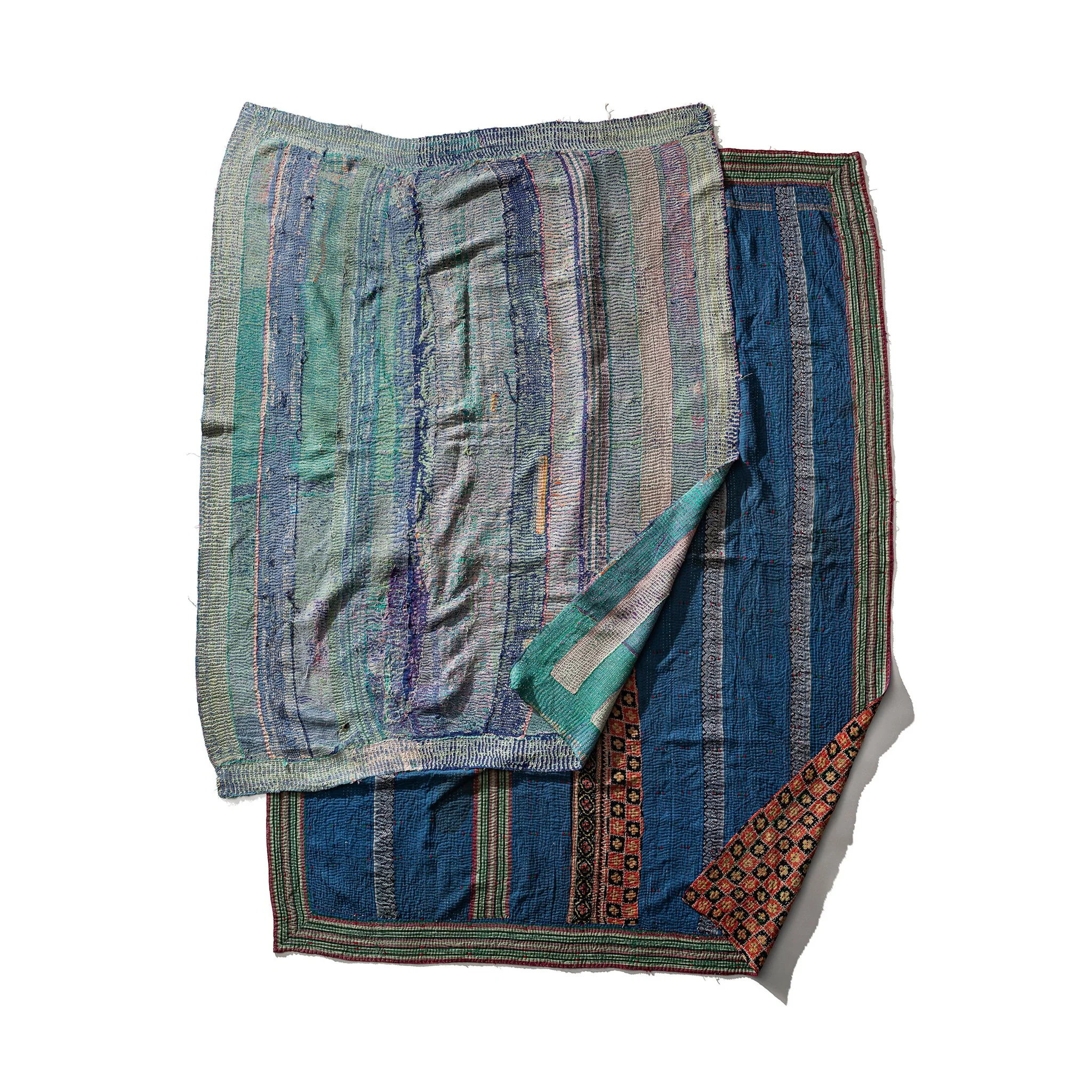 COVERED VINTAGE KANTHA QUILT ORGANIZER - Image 5