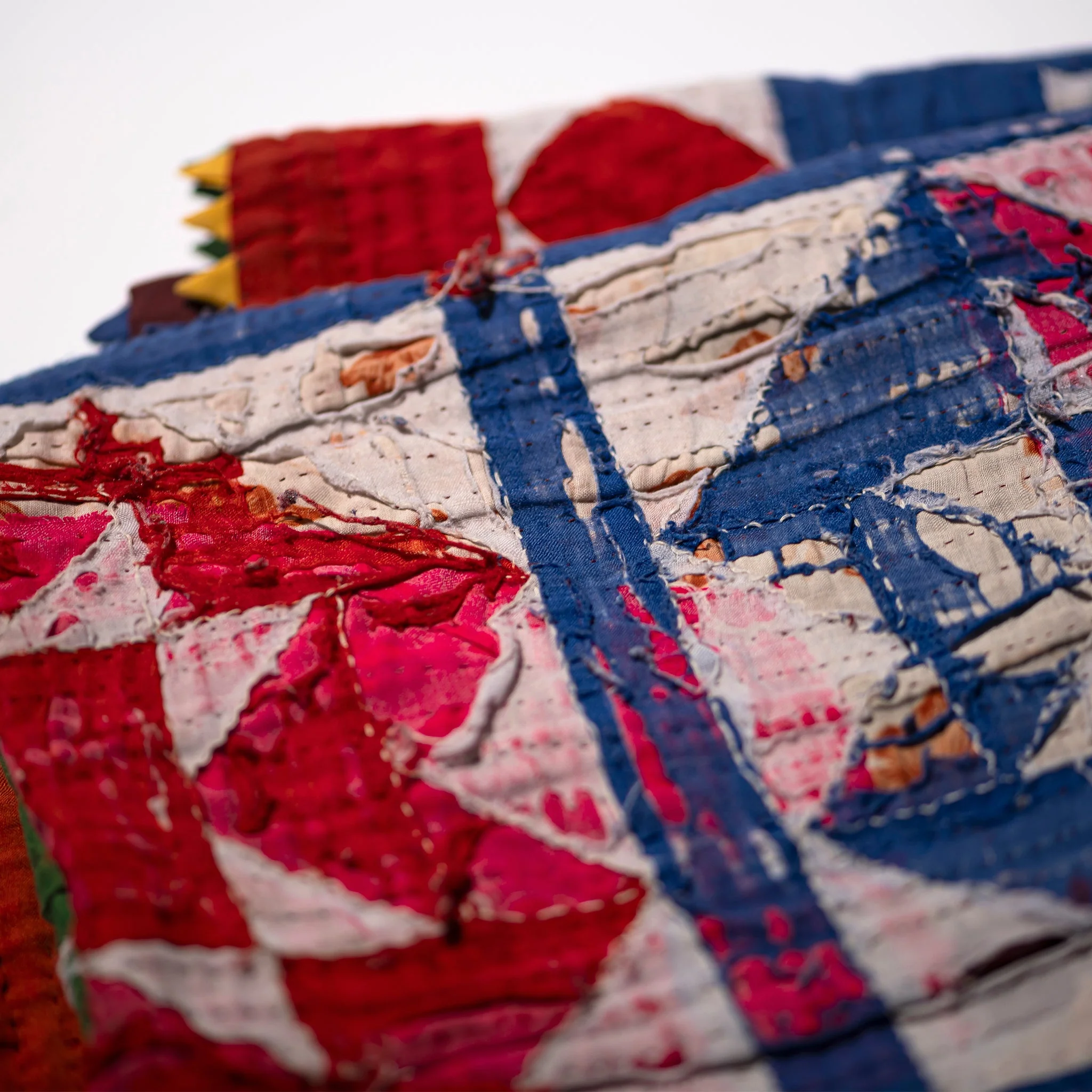 COVERED VINTAGE KANTHA QUILT ORGANIZER - Image 7