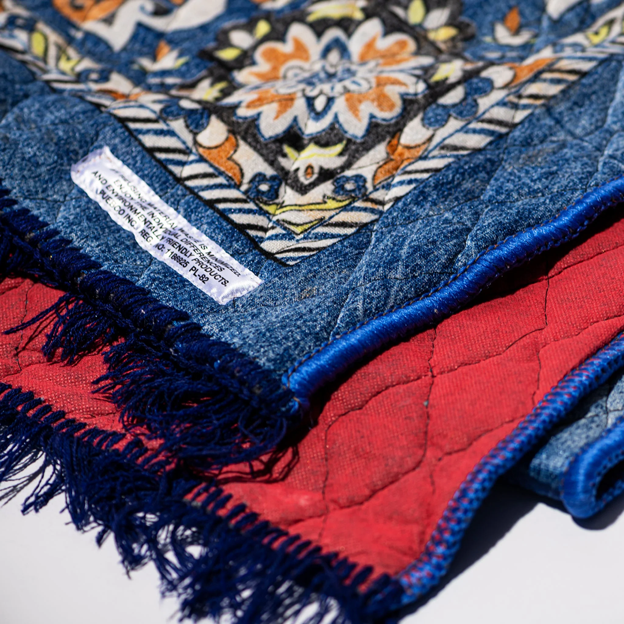INDIAN FESTIVAL RUG - Image 5
