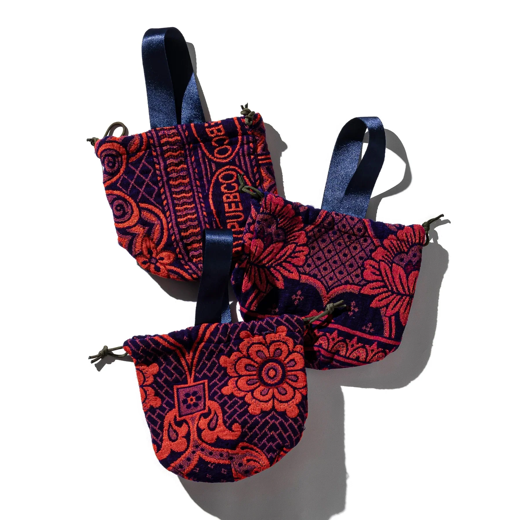 JACQUARD FABRIC DRAWSTRING BAG / Navy Blue - Image 7