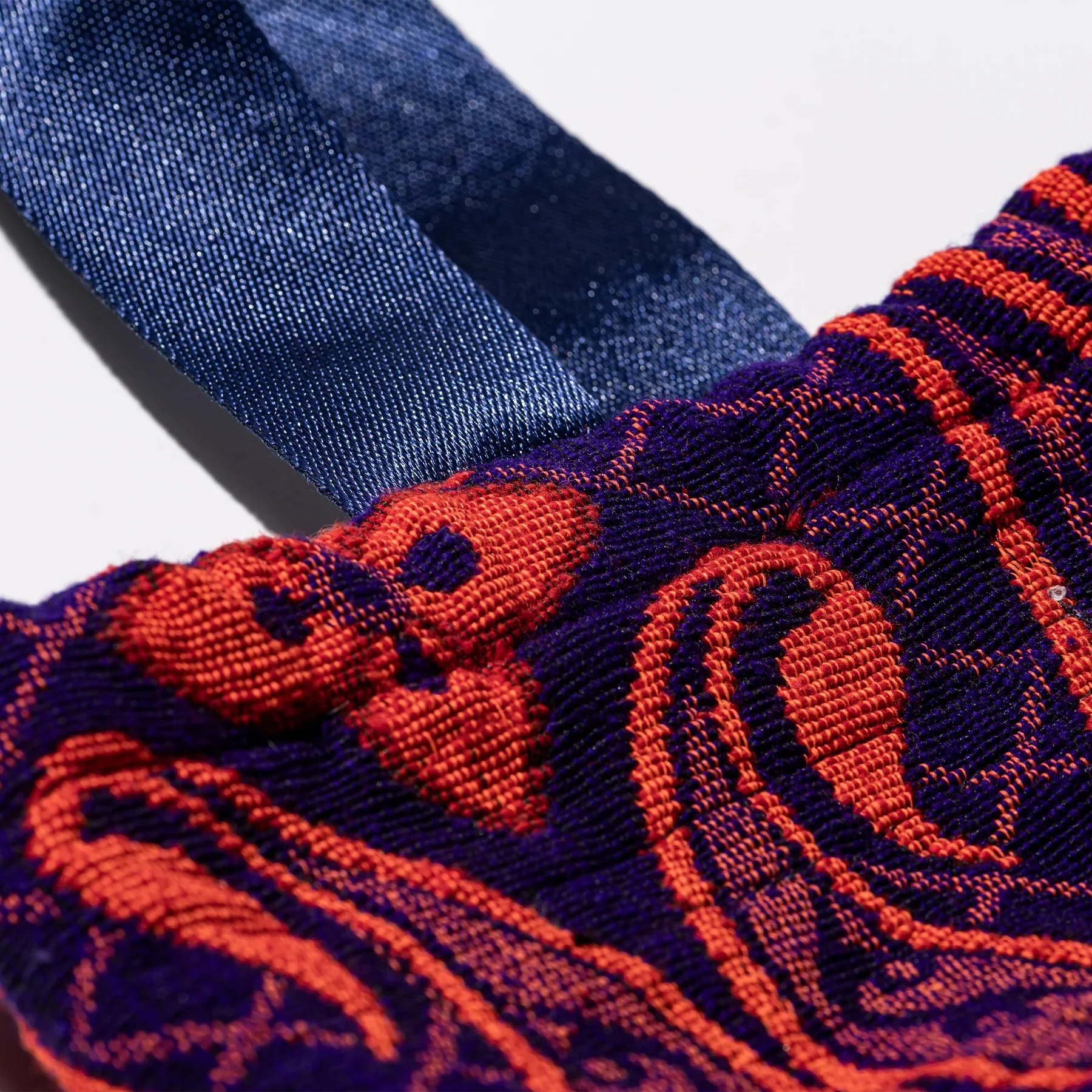 JACQUARD FABRIC DRAWSTRING BAG / Navy Blue - Image 8