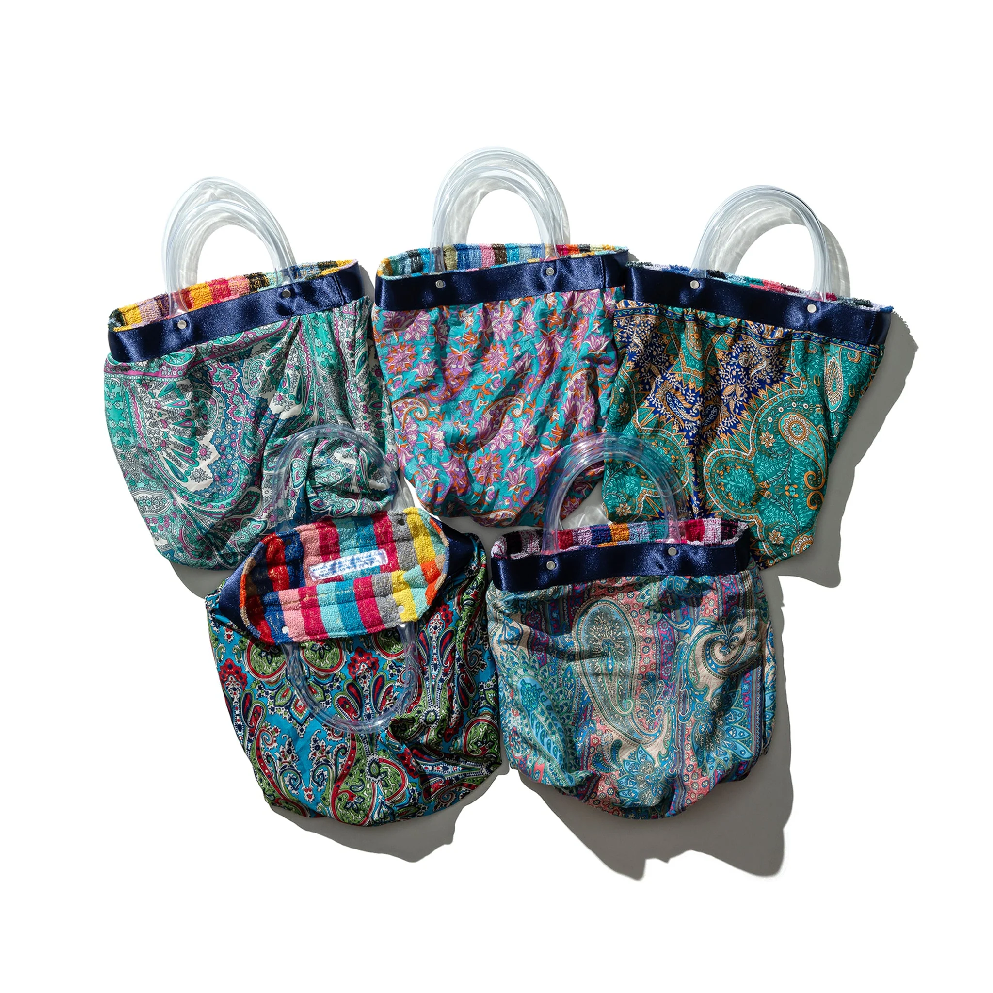 LOCAL DISTRIBUTION RAINBOW TOWEL BAG - Image 3