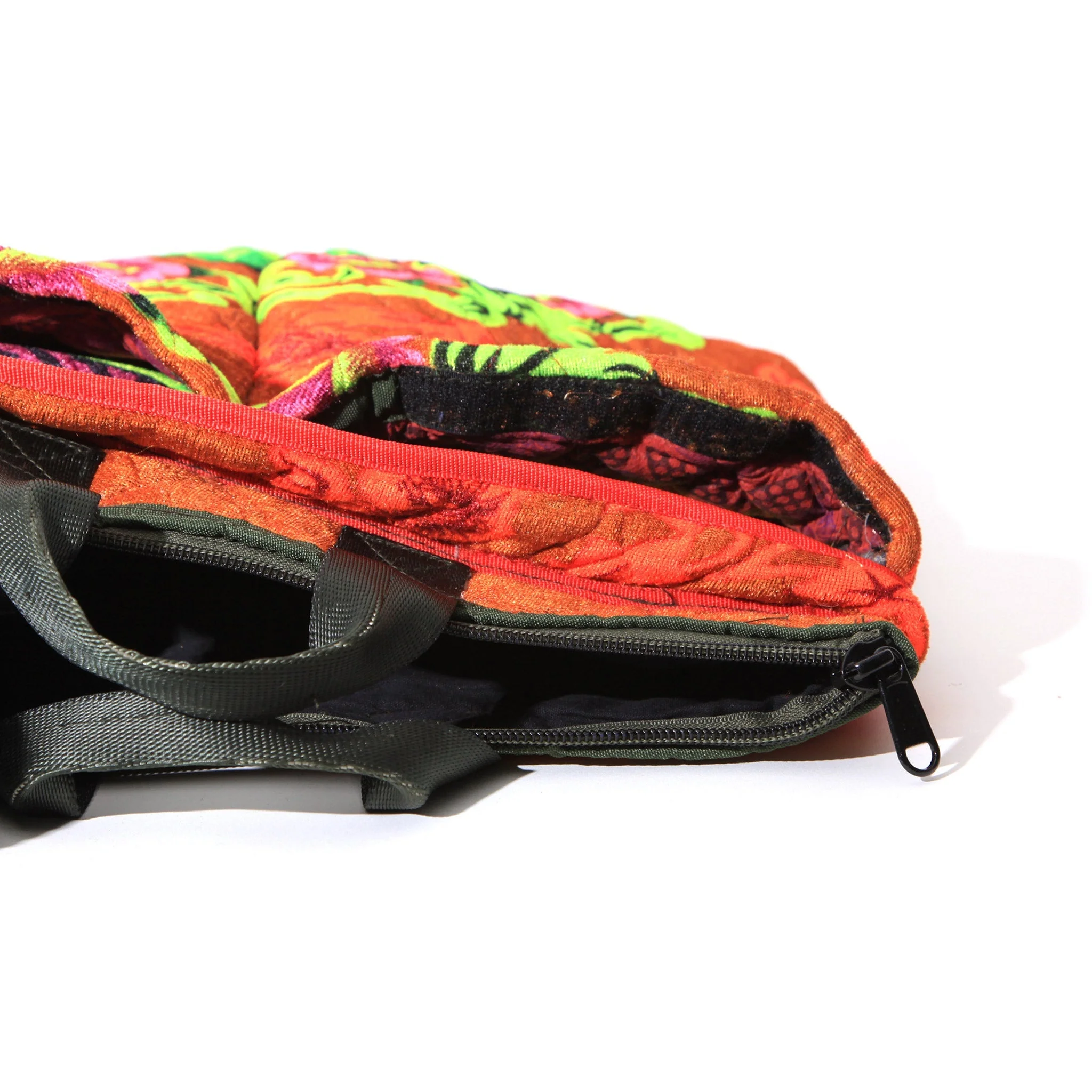 MAO'S HELMET BAG - Image 14