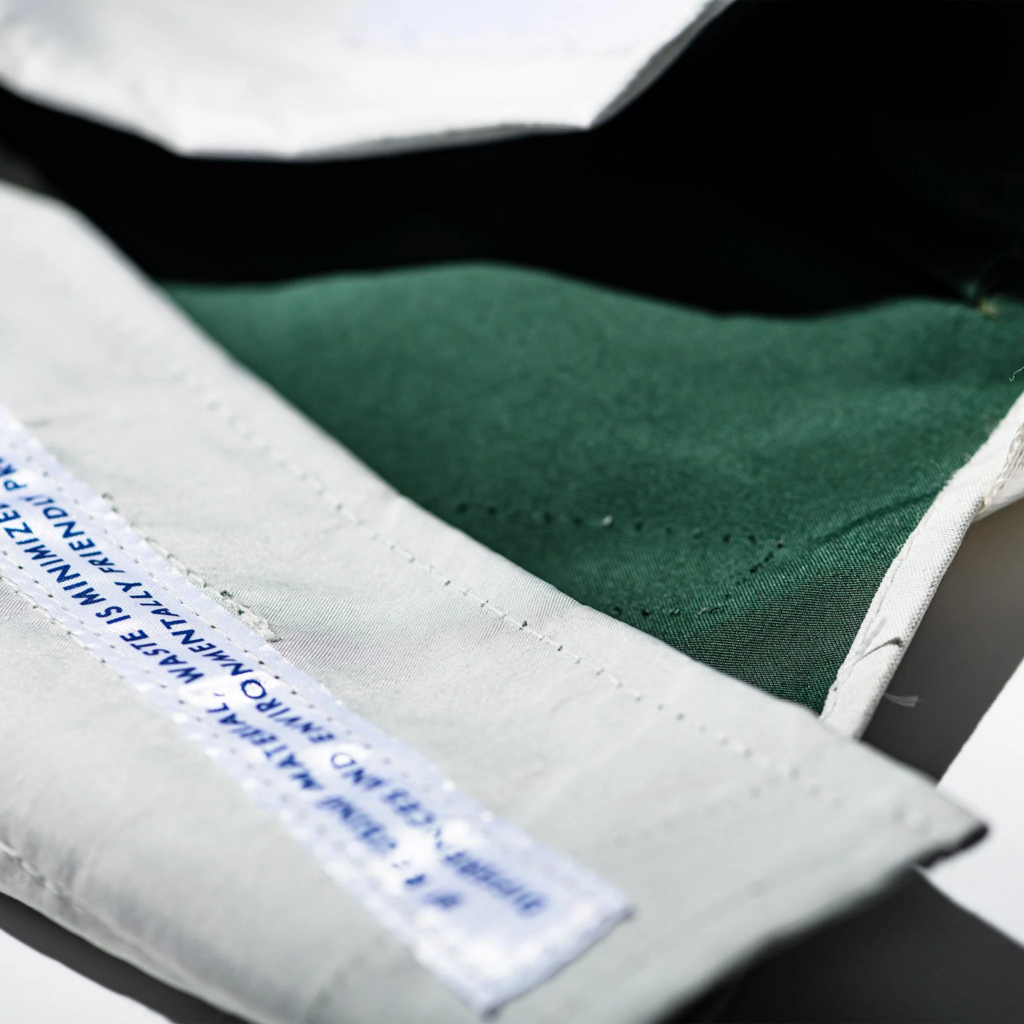 SNOW JACKET CONVERTED TO SHOE BAG - LIM.ED. - Image 7