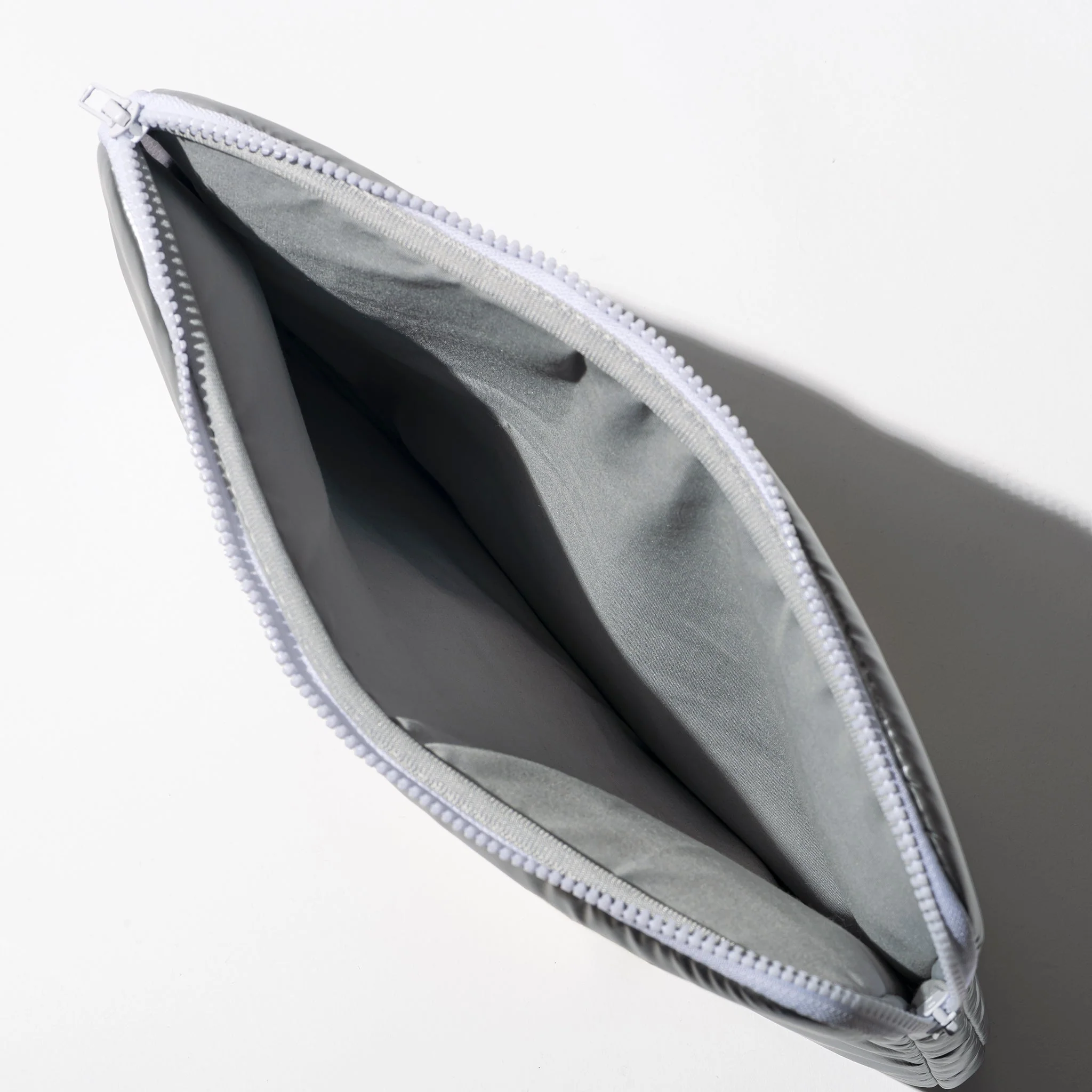 SPACE STYLE LAPTOP CASE / 13" - Image 3