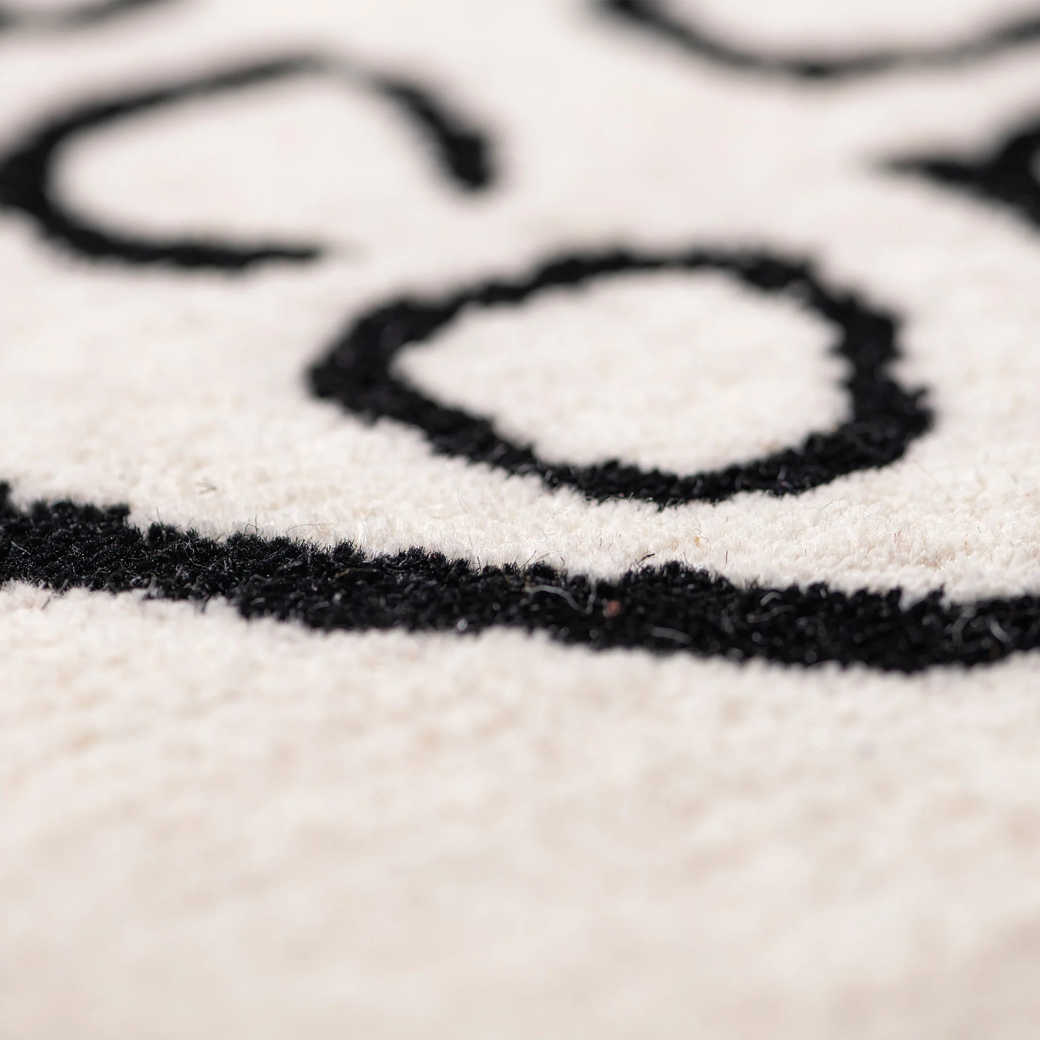 TUFTED MAT / PUEBCO LOGO - Image 2