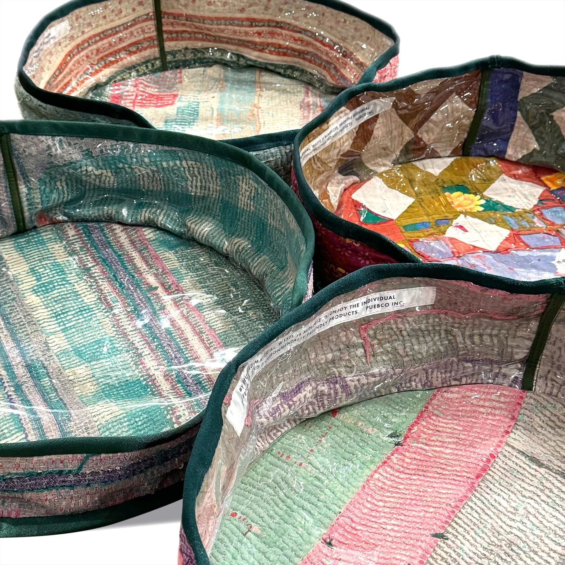 VINTAGE KANTHA QUILT PET BED W/CUSHION - Image 4