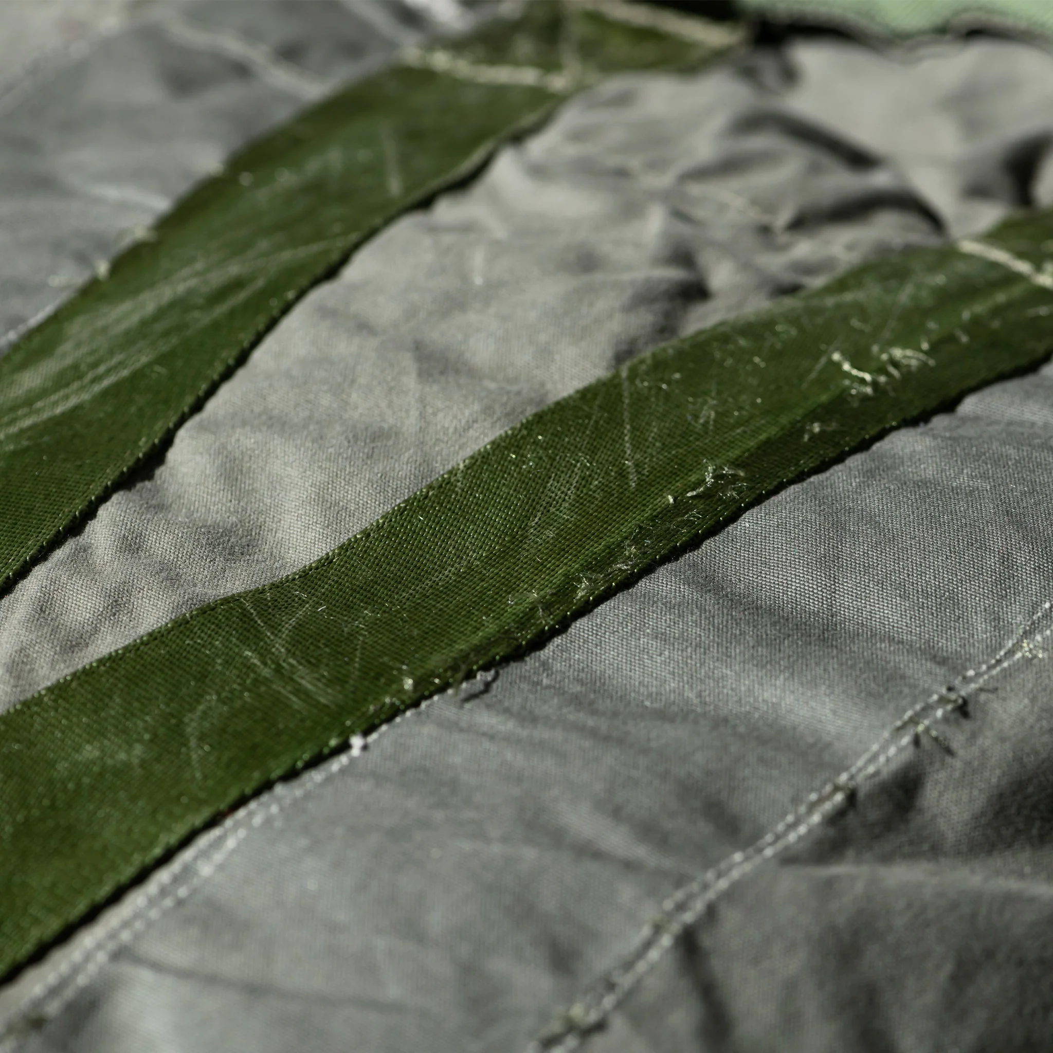 VINTAGE MATERIAL A3 BAG - Image 8