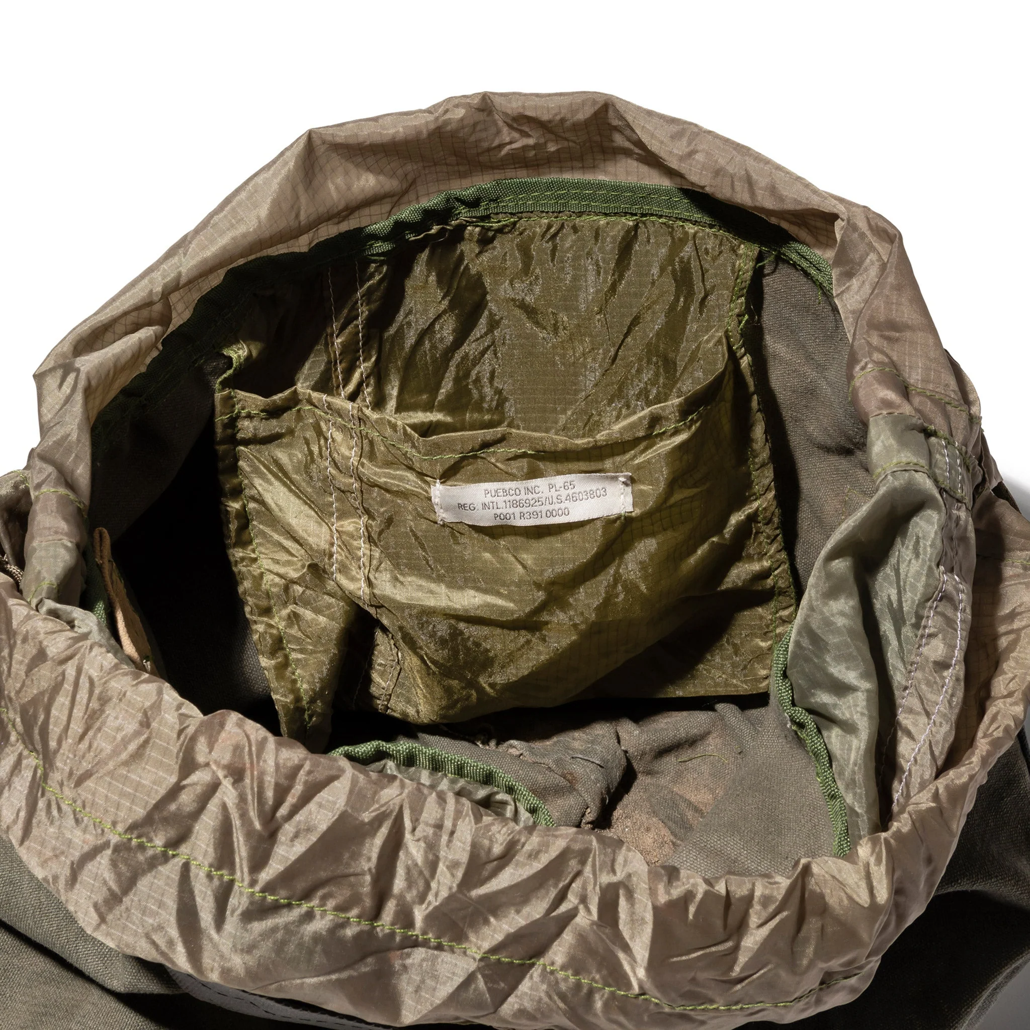 VINTAGE MATERIAL DRAWSTRING BAG - Image 3
