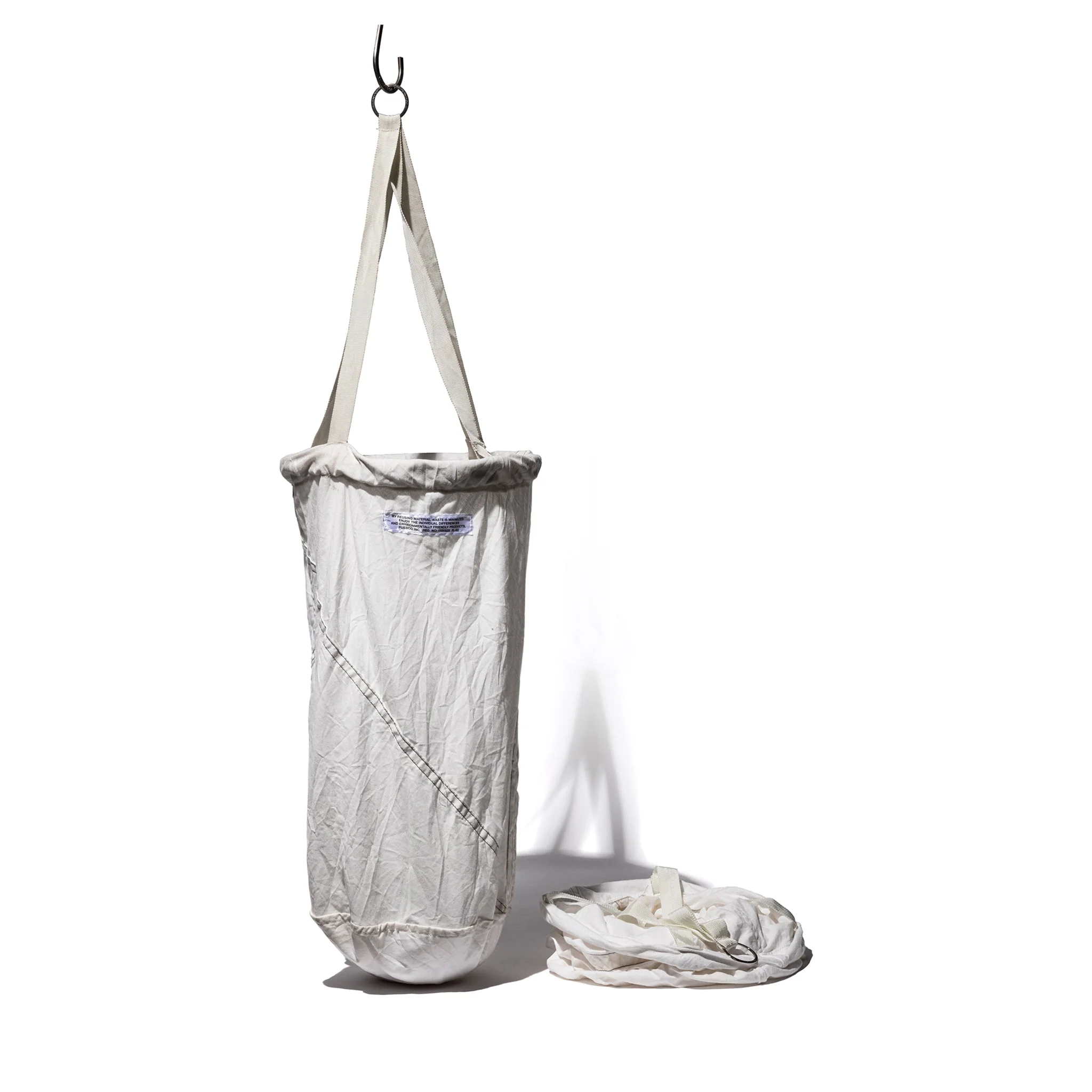 VINTAGE PARACHUTE LAUNDRY BAG - Image 3